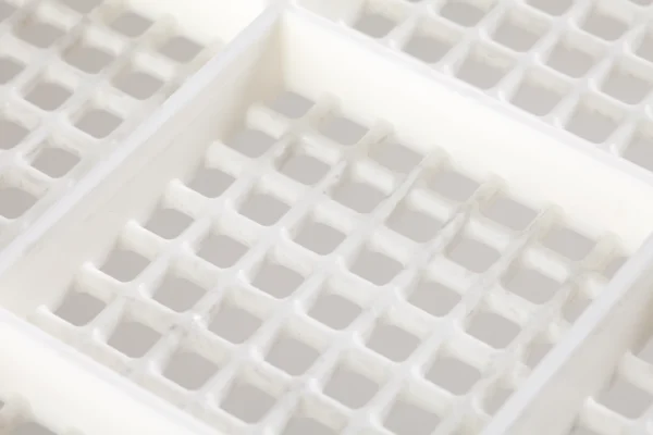 Hatcher basket for 168 chicken eggs – squared holes - Image 4