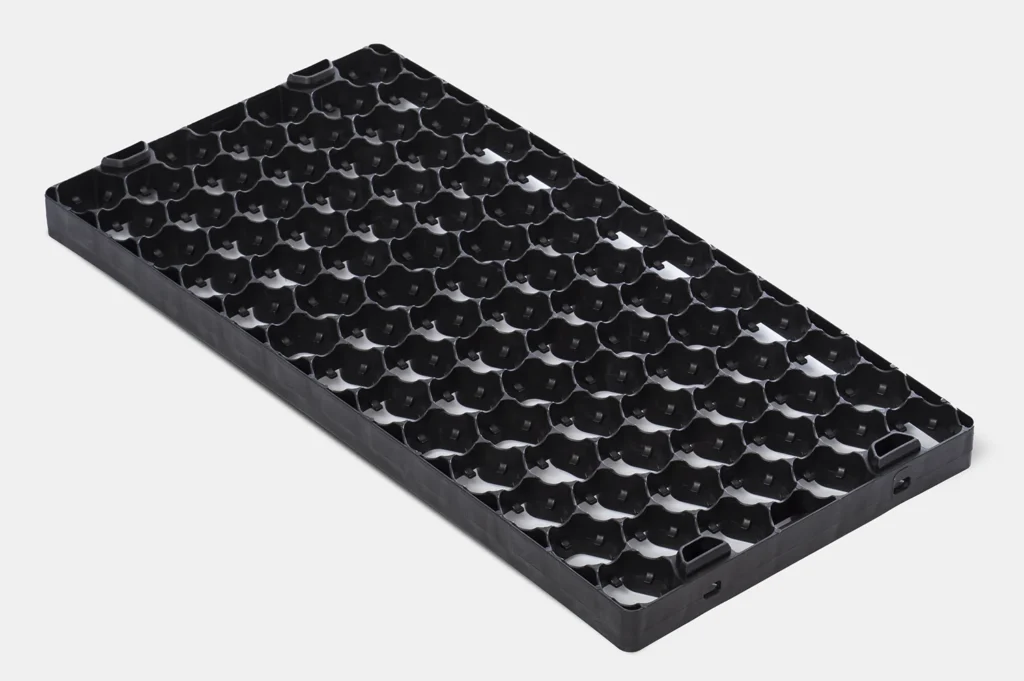 Setter Tray | Best Poultry Technology